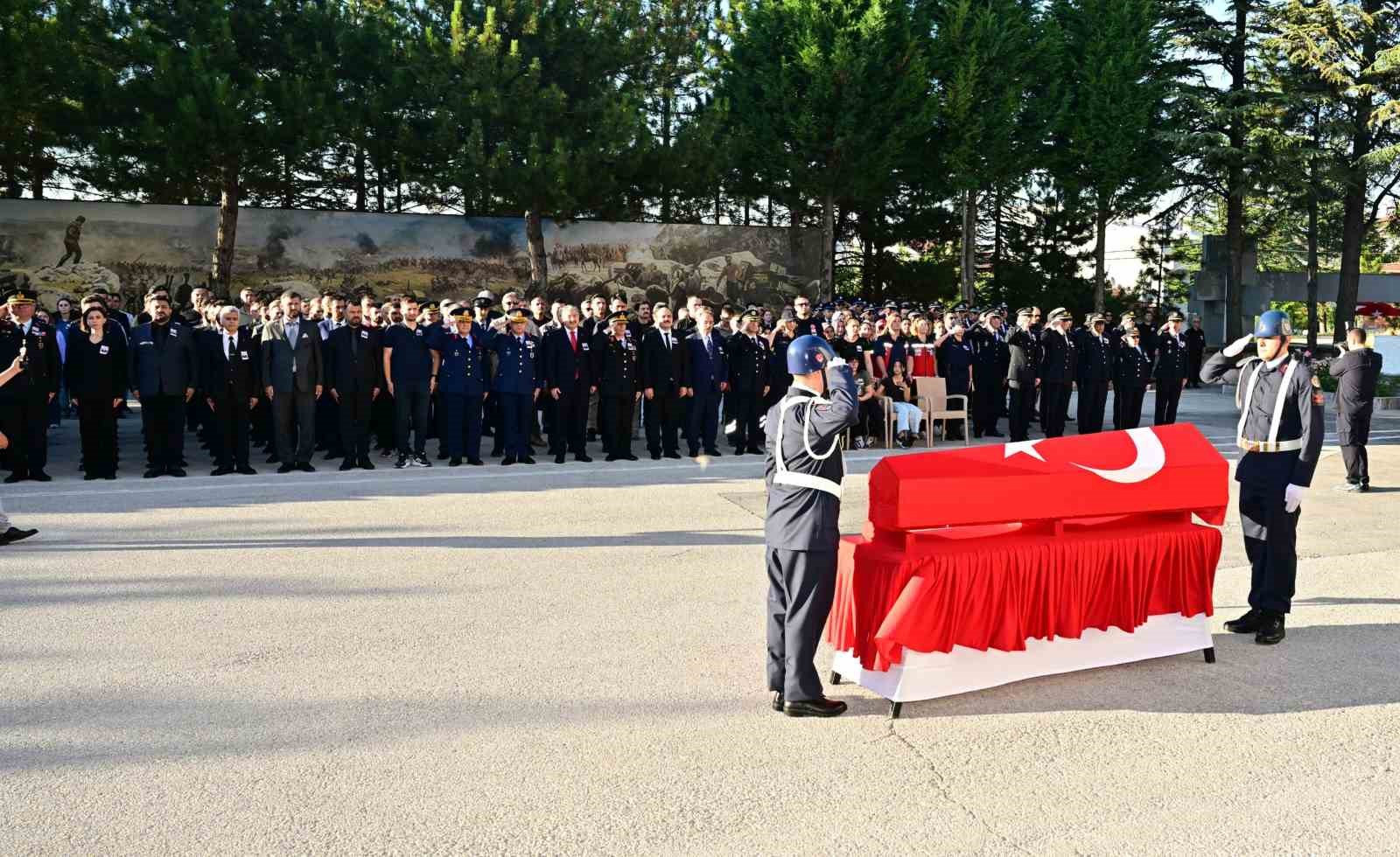 Şehit Uzman Çavuş Mehmet Demirbaş için Eskişehir’de tören düzenlendi
