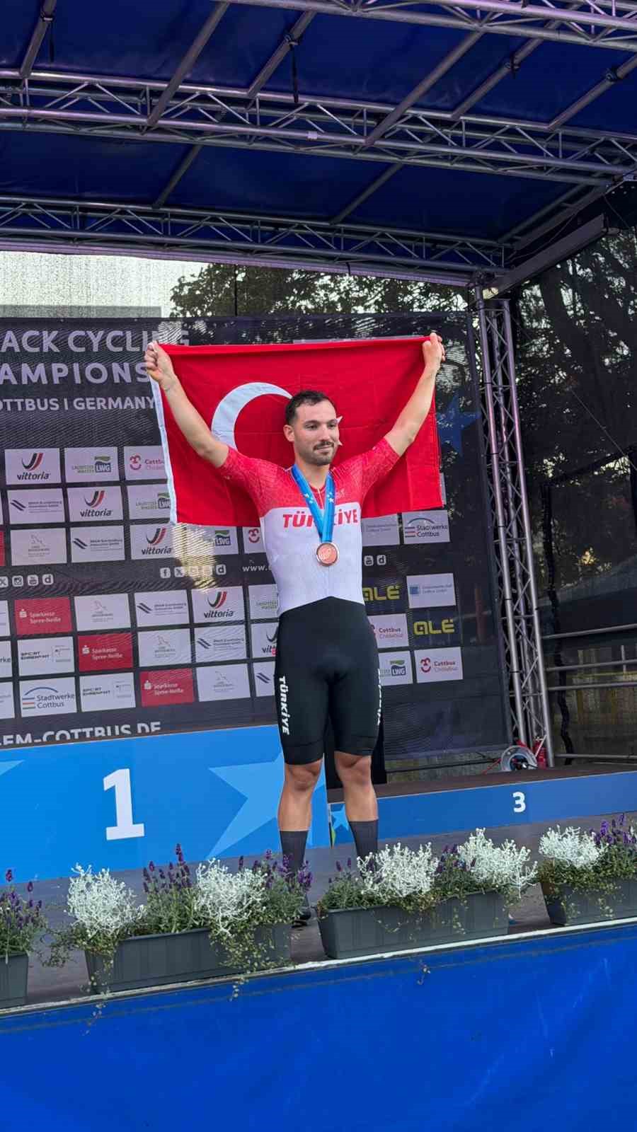 Ramazan Yılmaz’dan Avrupa Şampiyonası’nda tarihi bronz madalya