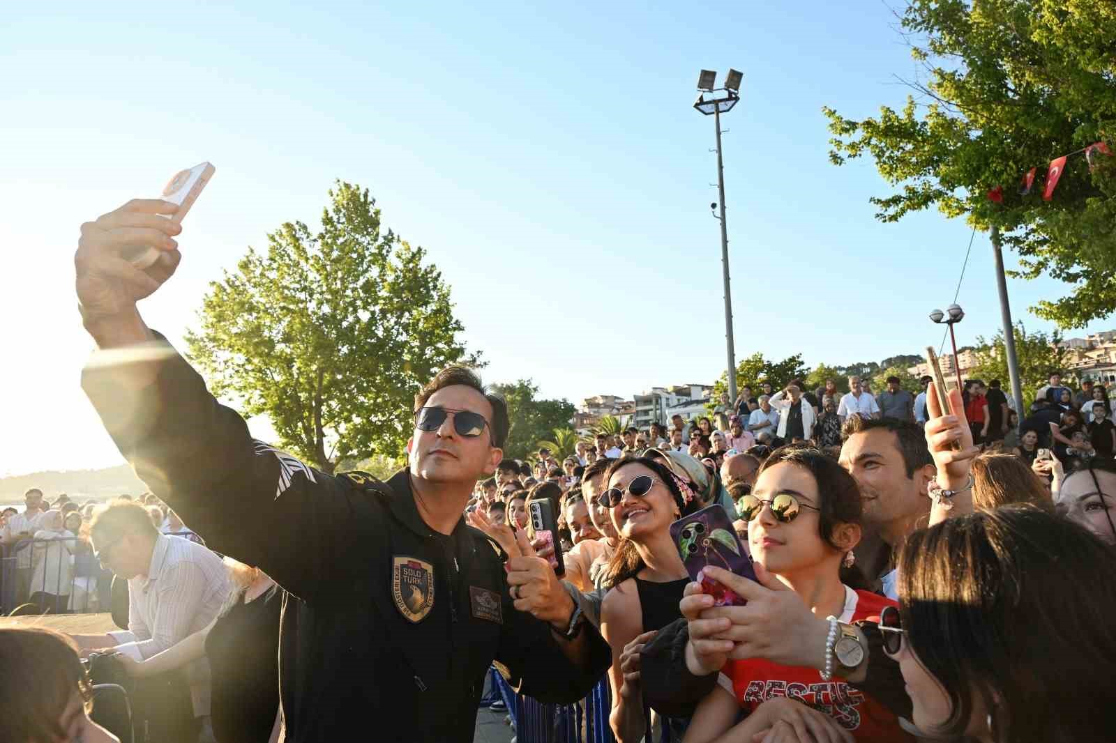 Karadeniz Ereğli, 13 yıl sonra yeniden SOLOTÜRK heyecanını yaşadı