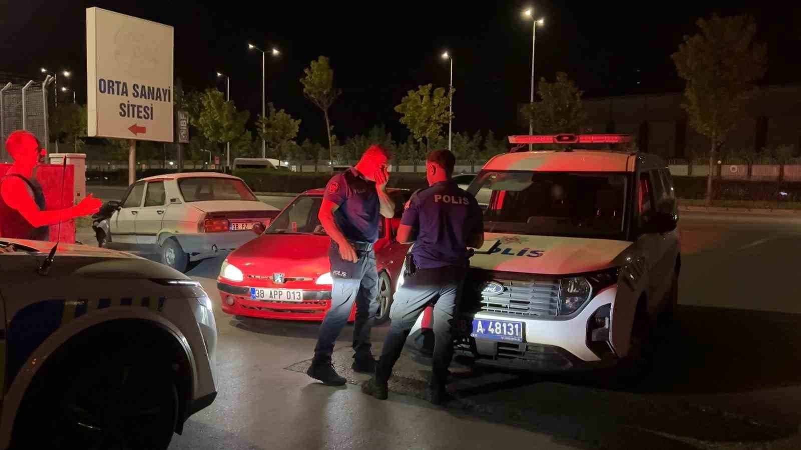 Kayseri’de ’dur’ ihtarına uymayan alkollü sürücüye 225 bin TL ceza