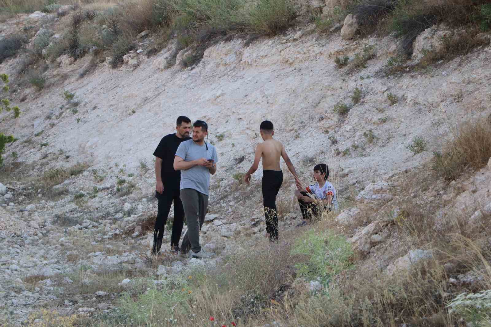 Kanalda akıntıya kapılan 2 çocuğu itfaiye ve AFAD kurtardı
