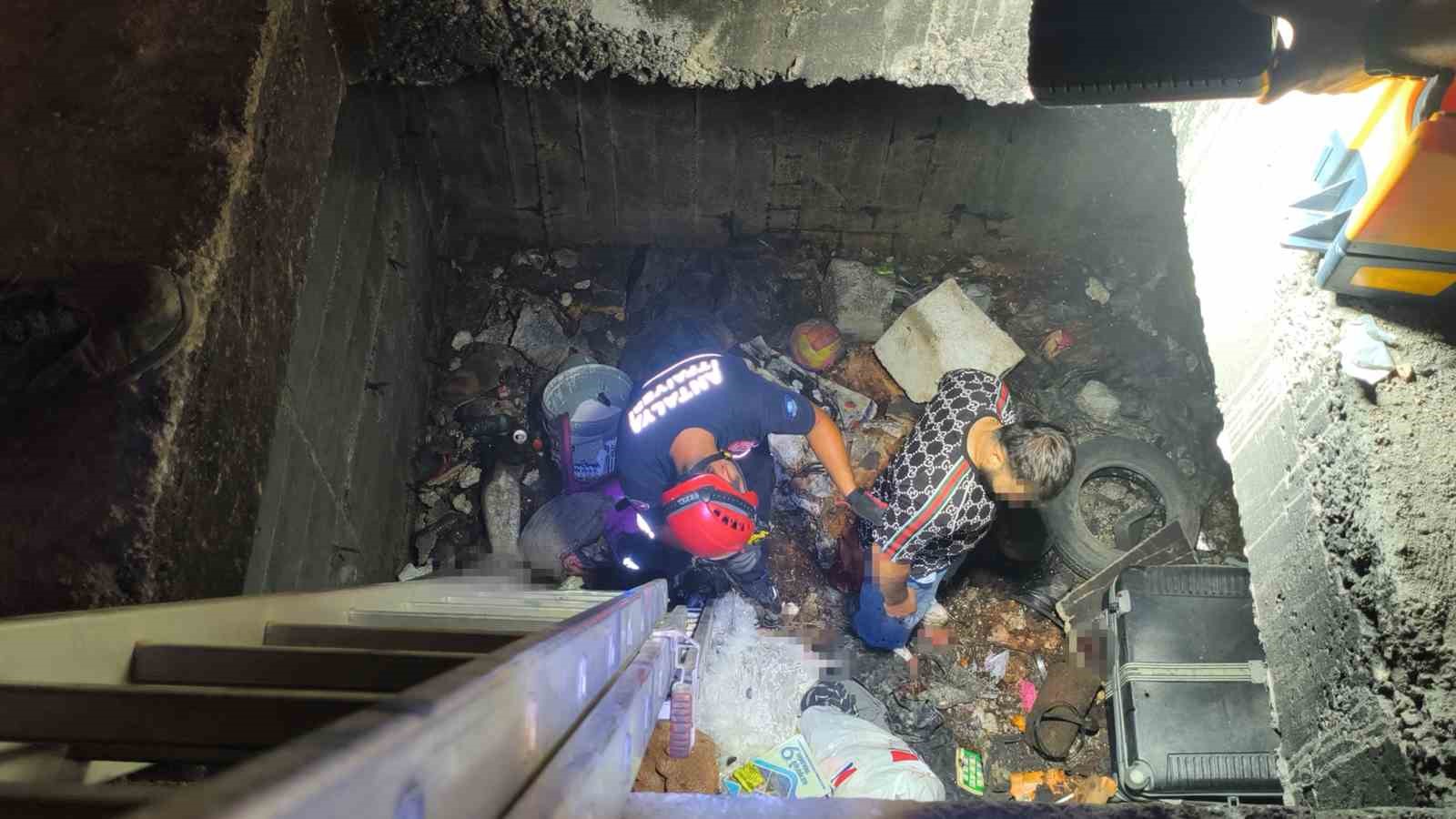 İhtiyaç gidermek için girdiği inşaatta 4 metrelik kuyuya düştü