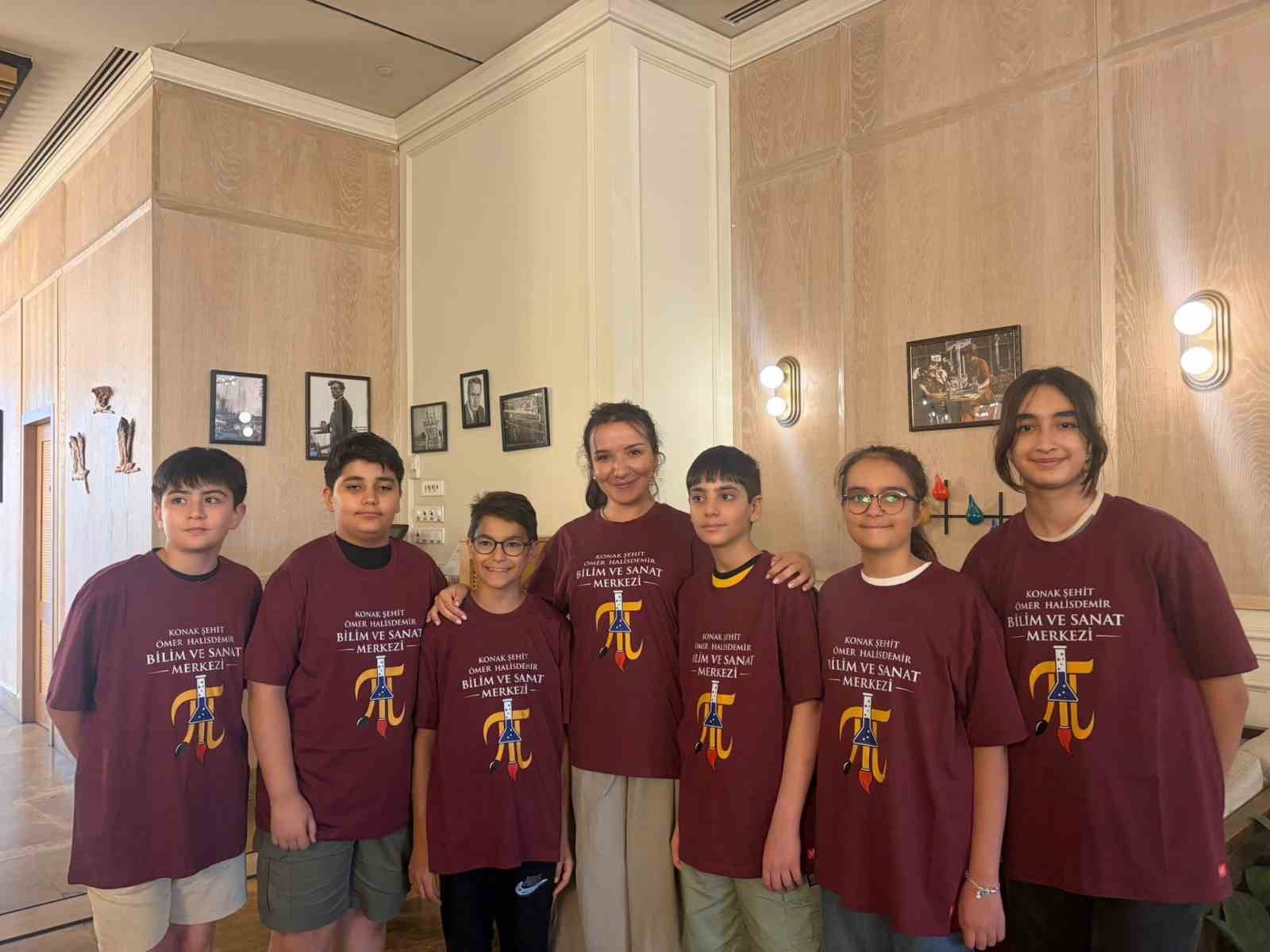 İzmirli öğrencilerden matematik olimpiyatlarında dünya derecesi