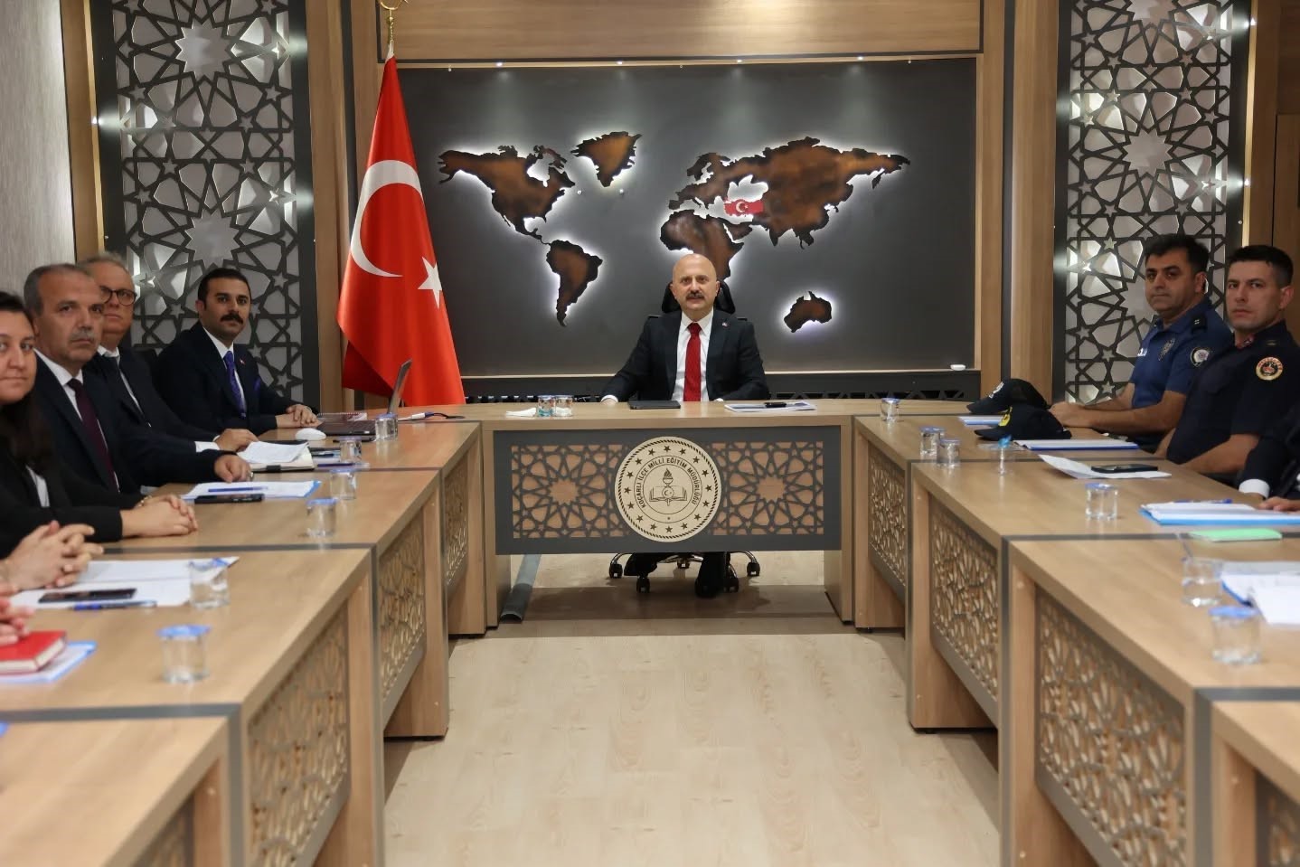 Vali Varol’dan Koçarlı’da yoğun mesai