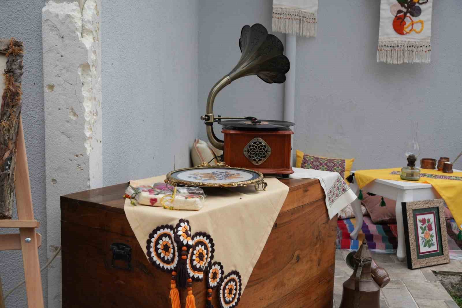 Atakum’un marifetli kadınları bu sergide buluştu