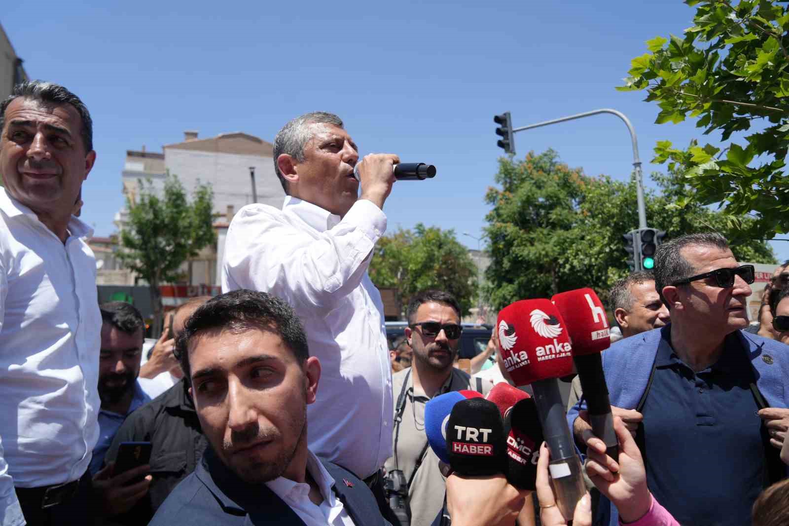 Özgür Özel: "Yolumuza devam edeceğiz"