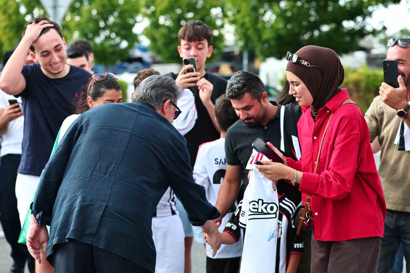 Başkan Serdal Adalı, Slovakya kampında takımla bir araya geldi