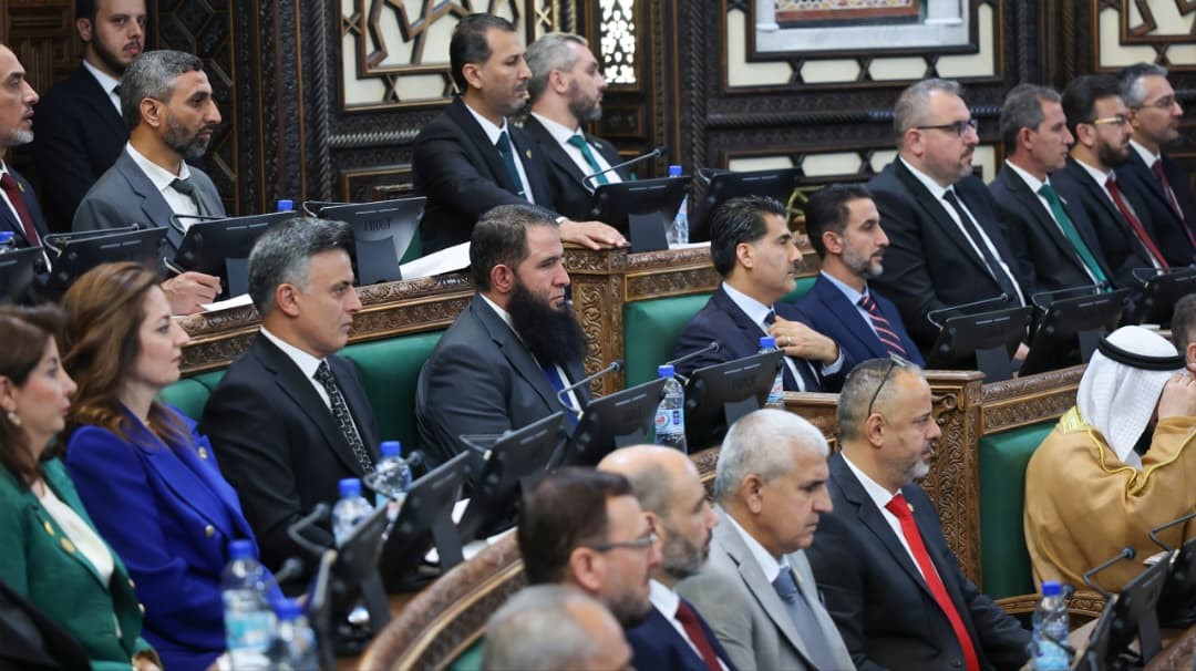 Suriye’de tarihi adım: Esad rejiminin devrilmesi sonrası ilk halk parlamentosu oturumu gerçekleştirildi