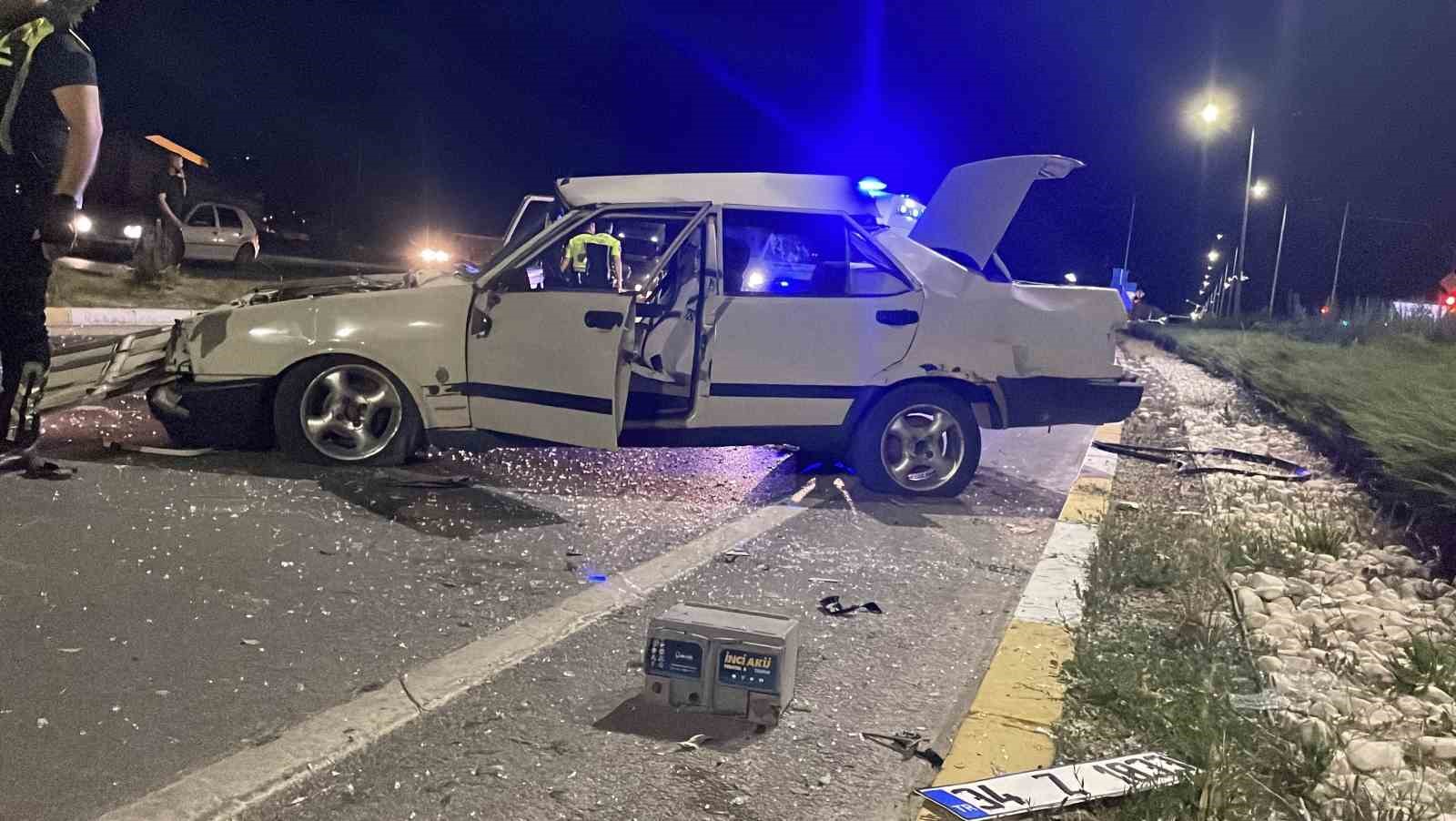 Sivas’ta Fiat Tofaş otomobil takla attı: 1’i ağır 3 yaralı