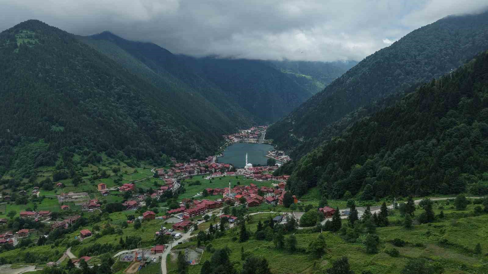 Uzungöl’de turizm sezonu hareketlendi, otellerde doluluk arttı