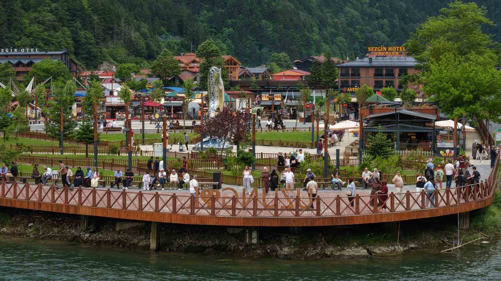 Uzungöl’de turizm sezonu hareketlendi, otellerde doluluk arttı