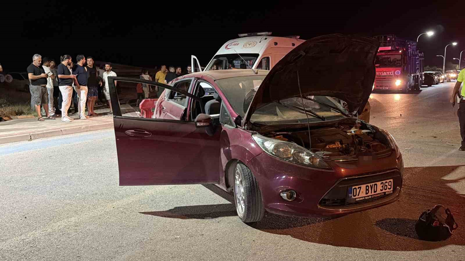 Gazipaşa’da otomobil takla attı: 4 yaralı
