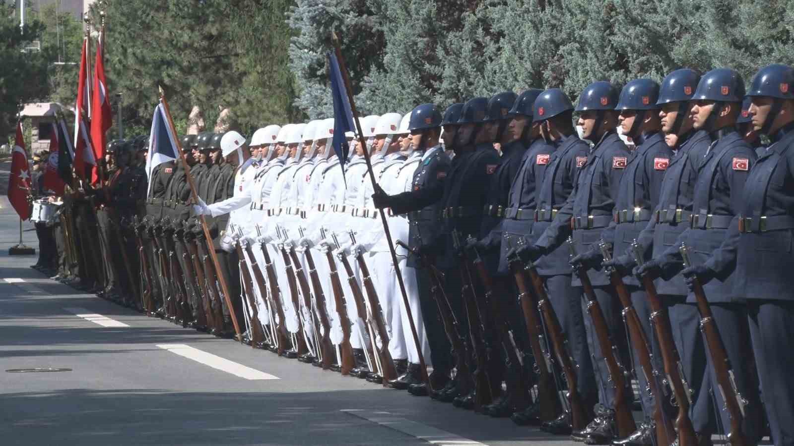 Milli Savunma Bakanı Güler, Mısır Silahlı Kuvvetler Başkomutanı Zaher ile görüştü