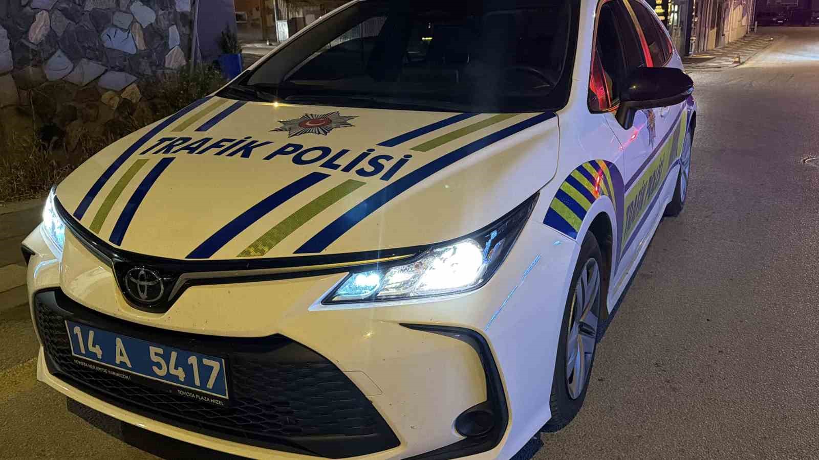 Bolu’da otomobille çarpışan motosikletli yaralandı