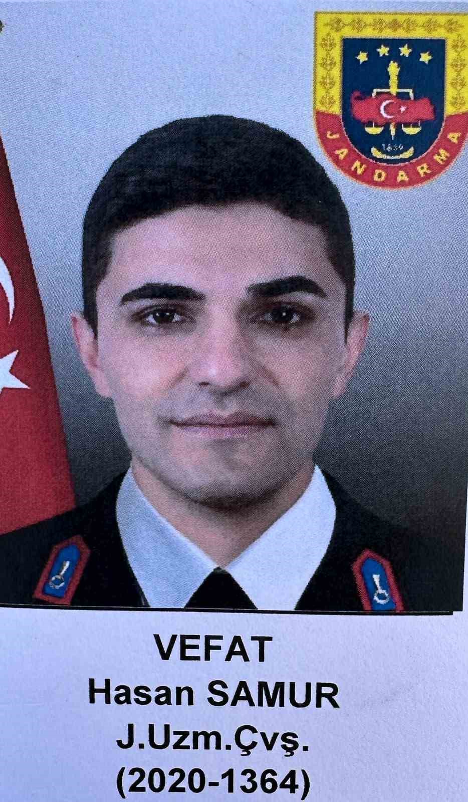 Kazada hayatını kaybeden uzman çavuş son yolculuğuna memleketi Uşak’ta uğurlandı
