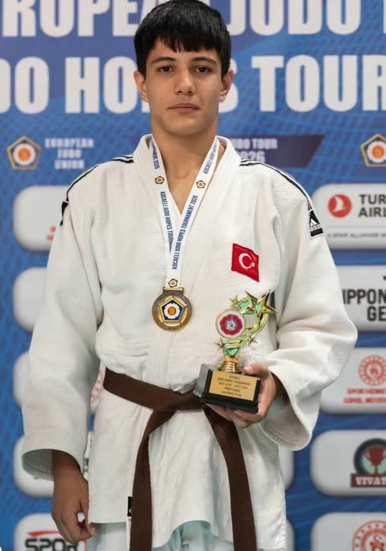 Salihlili judoculardan, Avrupa Kupası’nda çifte şampiyonluk