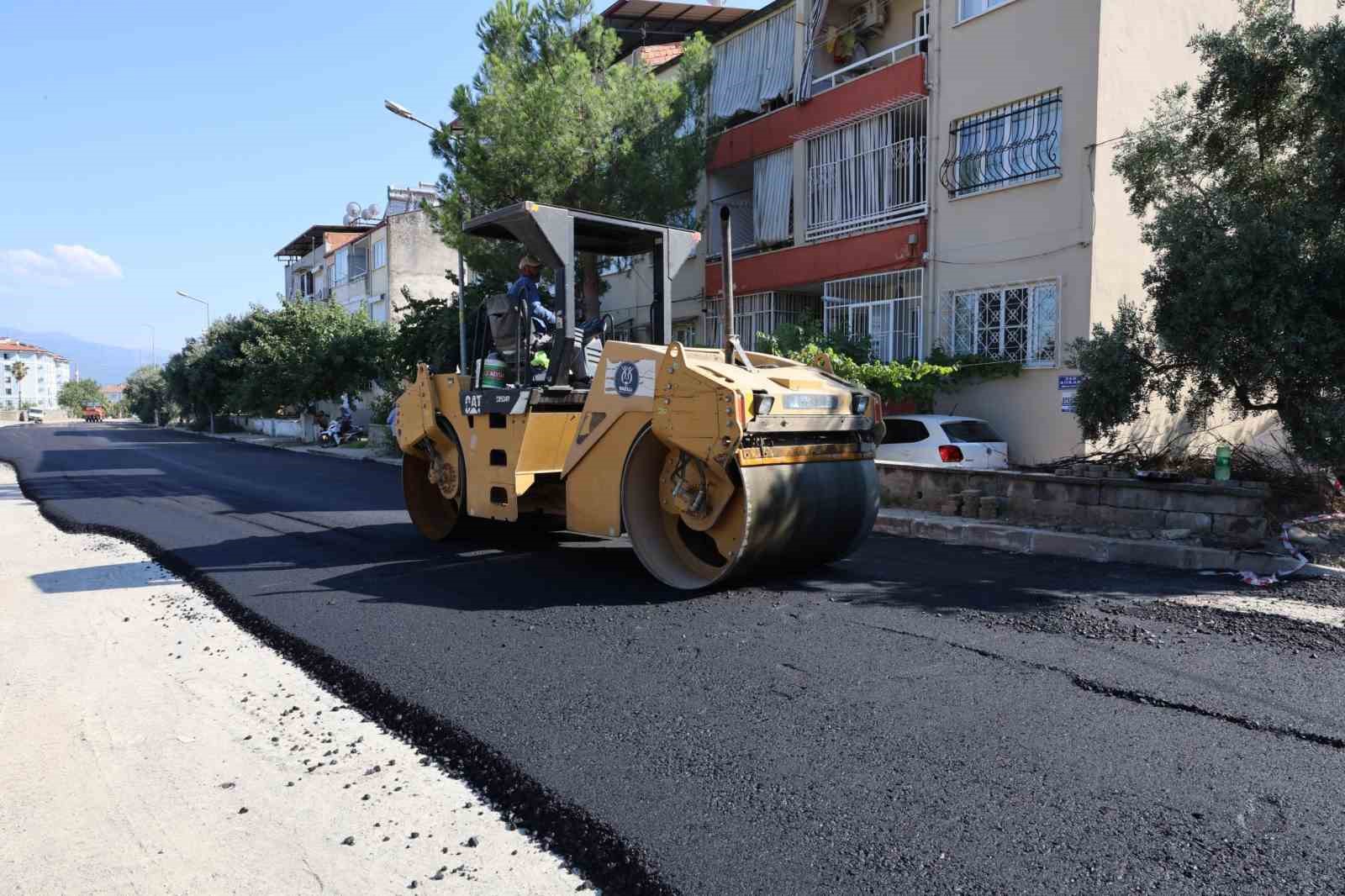 Nazilli Aydoğdu Mahallesi’nde sıcak asfalt yatırımı