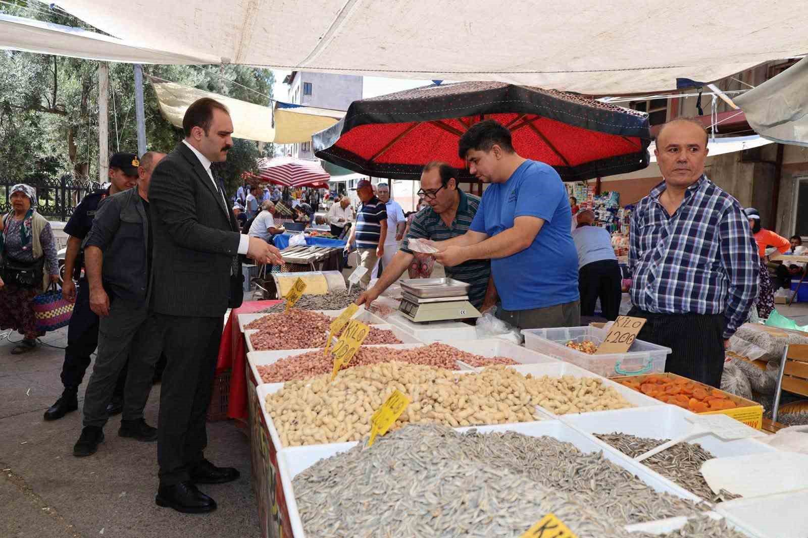 Kaymakam Battal, pazarcı esnafı ve vatandaşlarla buluştu