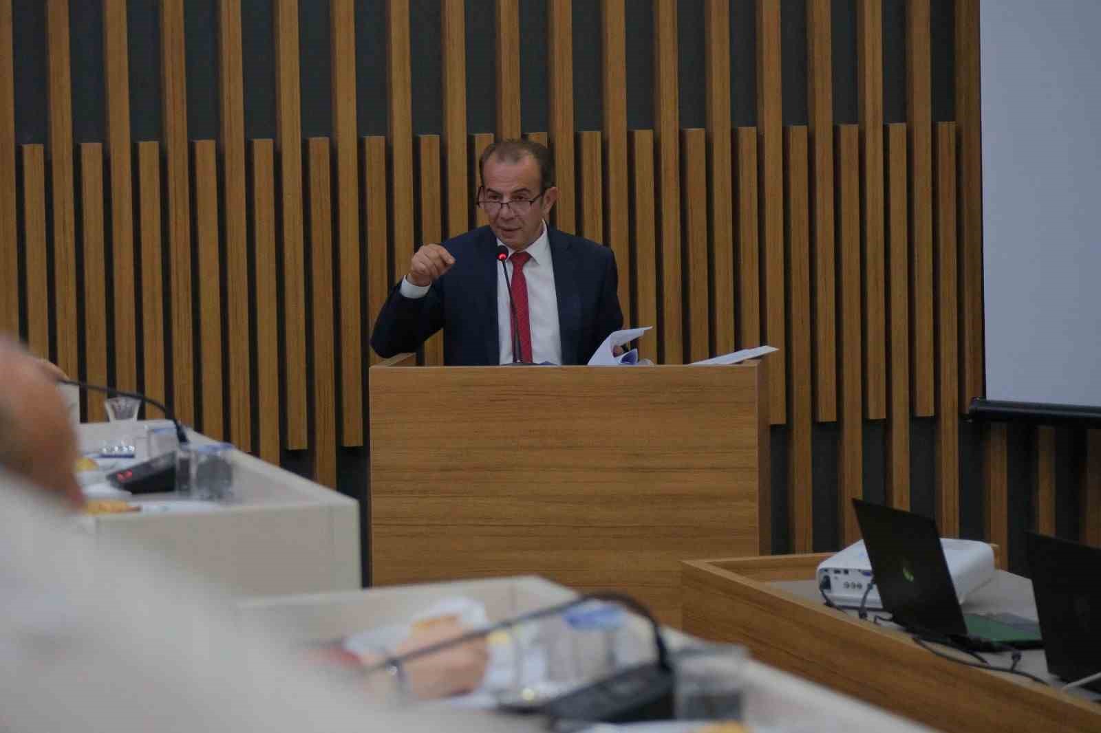 Bolu Belediye Başkanı Tanju Özcan, ’Nefret ve Ayrımcılık’ davasından beraat etti