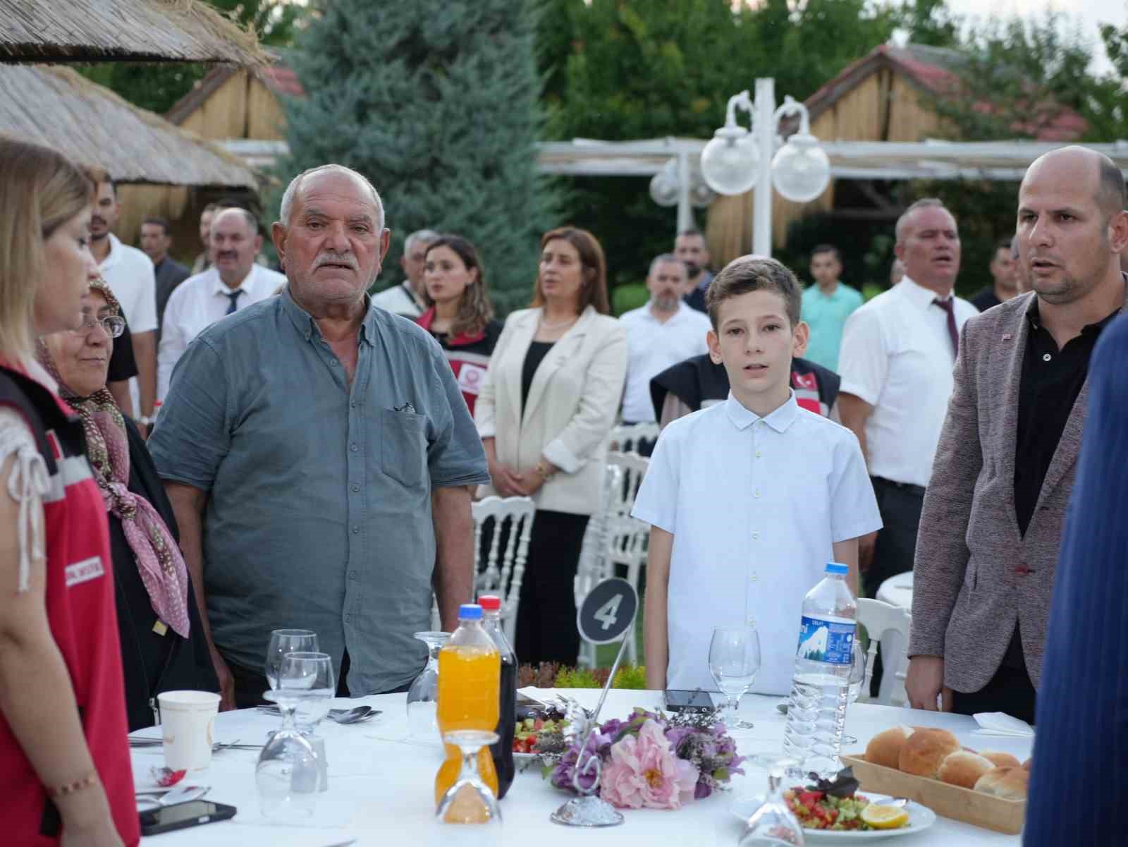 Iğdır’da şehit aileleri ve gaziler onuruna yemek düzenlendi