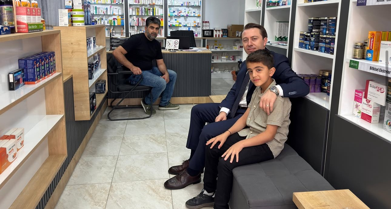 Yüksekova’da yürekleri ısıtan manzara: Halkın içinde bir kaymakam