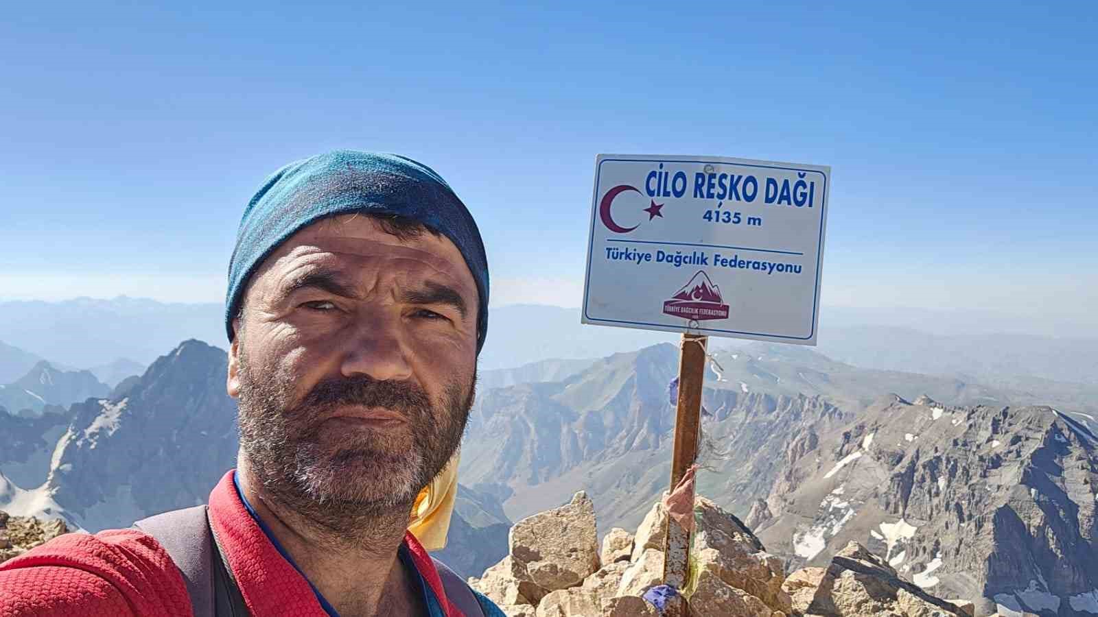 Diyarbakırlı Aktürk’ten Cilo Reşko Zirvesi’ne solo tırmanış