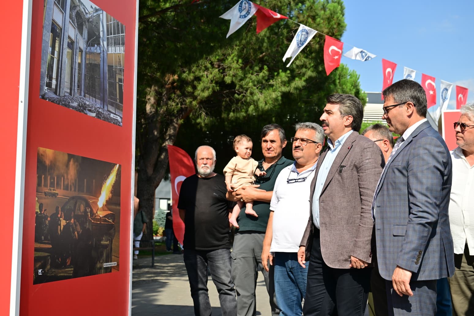 Yıldırım’da 15 temmuz ruhu fotoğraf sergisiyle yaşatılıyor