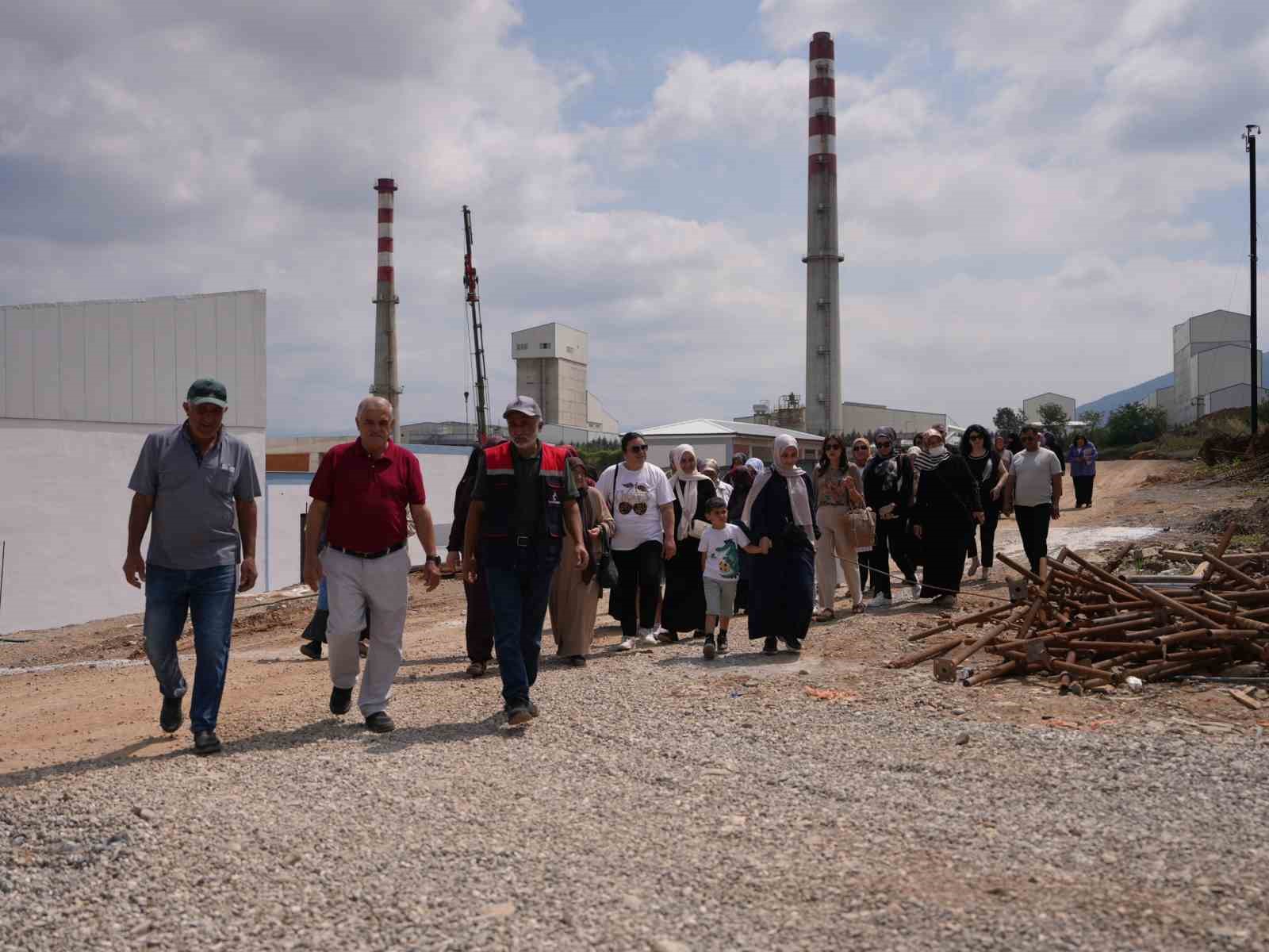 Düzce Belediyesi hizmette, kadınlar keşifte