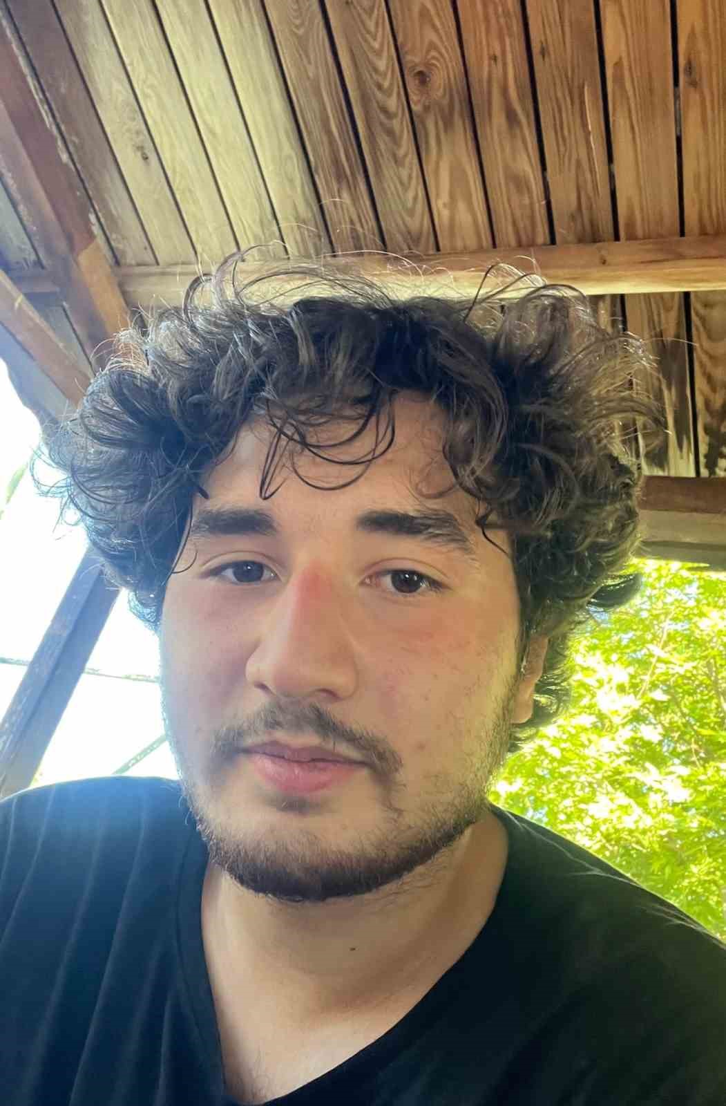 Kazadan 21 gün sonra hayatını kaybeden genç, son yolculuğuna uğurlandı