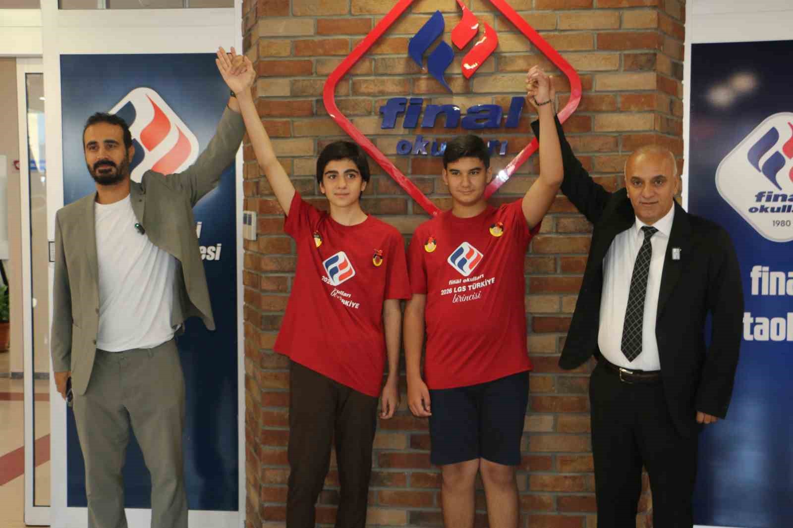 Diyarbakır Final Ortaokulu’ndan LGS’de çifte Türkiye birinciliği