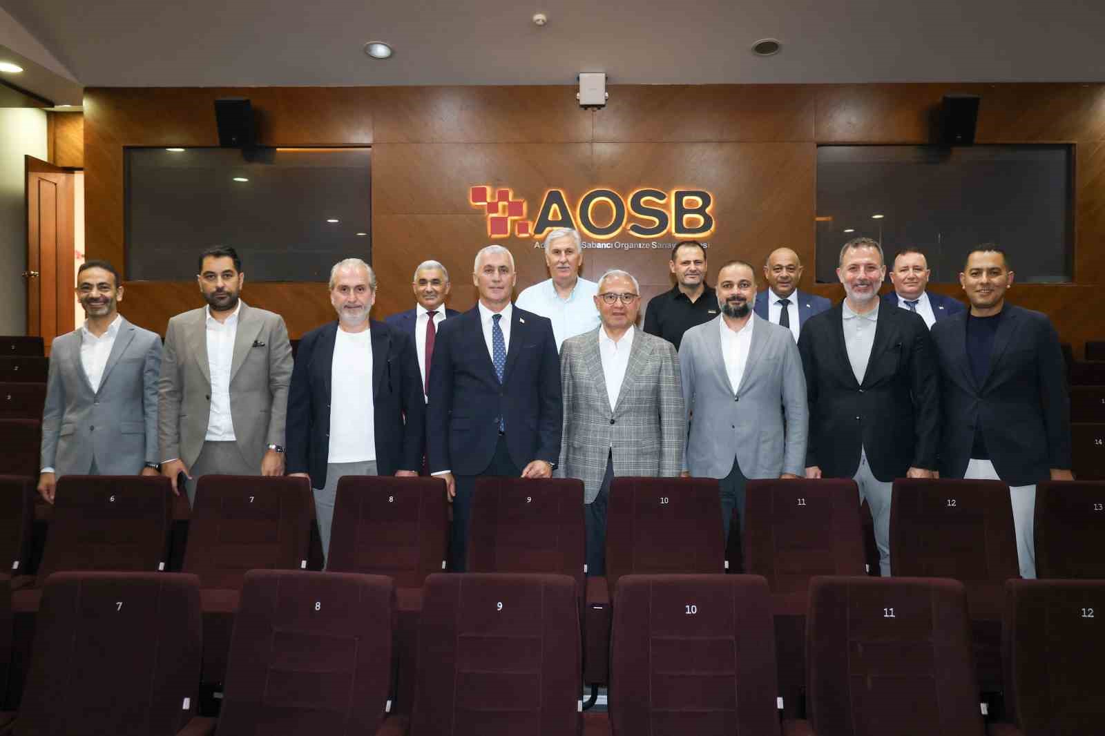 KKTC heyeti AOSB’nin dijital altyapısını yerinde inceledi