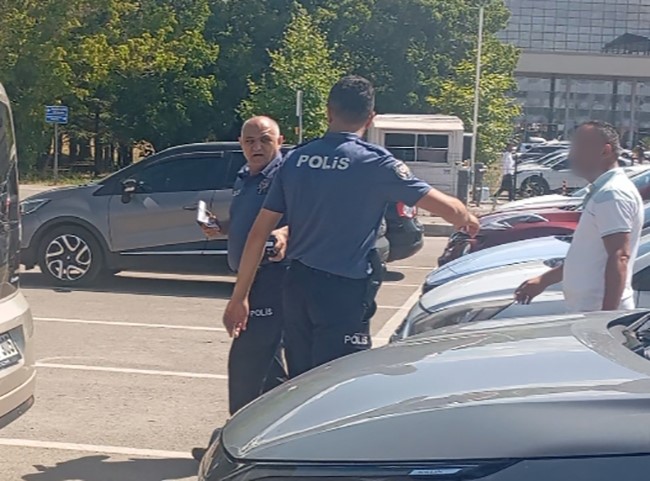 Bursa Adliyesi’nde boşanma davası gerginliği: Silahla ateş açıldı, 5 gözaltı