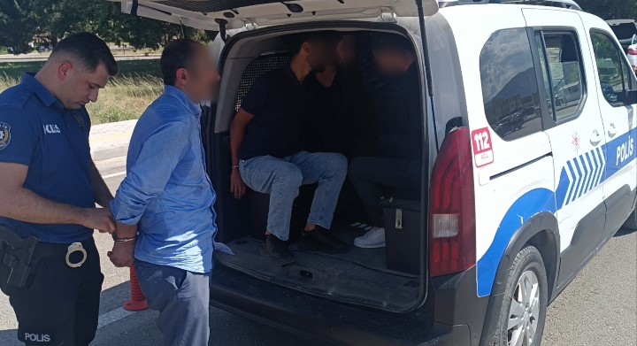Bursa Adliyesi’nde boşanma davası gerginliği: Silahla ateş açıldı, 5 gözaltı