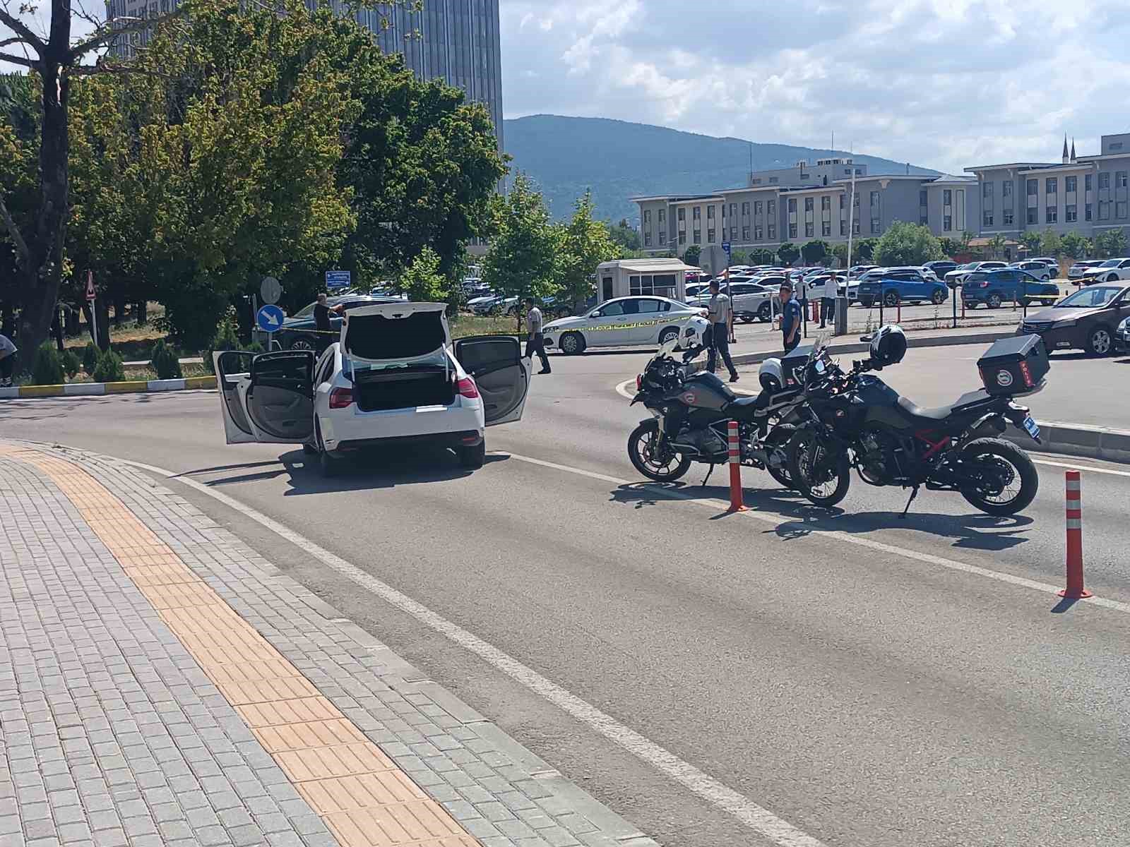 Bursa Adliyesi’nde boşanma davası gerginliği: Silahla ateş açıldı, 5 gözaltı