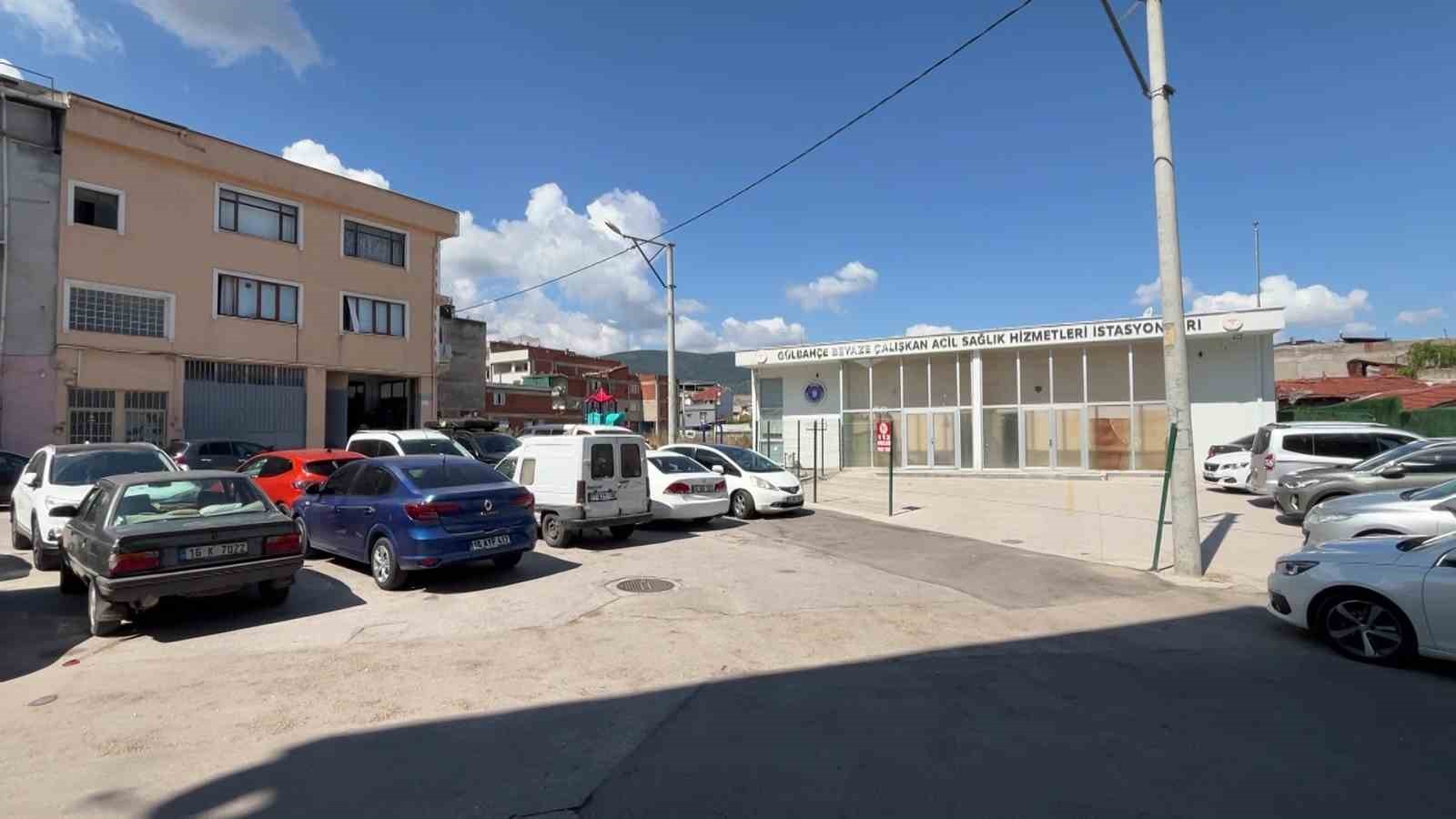 Bursa’da çöp yüzünden sağlık çalışanlarına saldırdılar: 2 yaralı