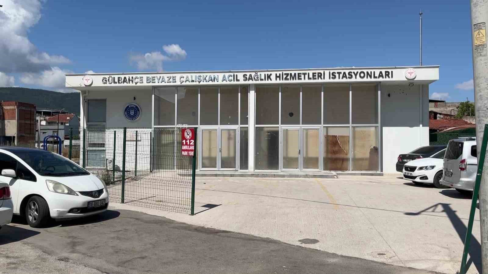 Bursa’da çöp yüzünden sağlık çalışanlarına saldırdılar: 2 yaralı