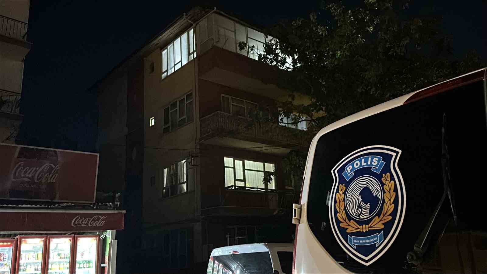 Burdur’da evden ziynet eşyası çalan hırsızlar kayıplara karıştı