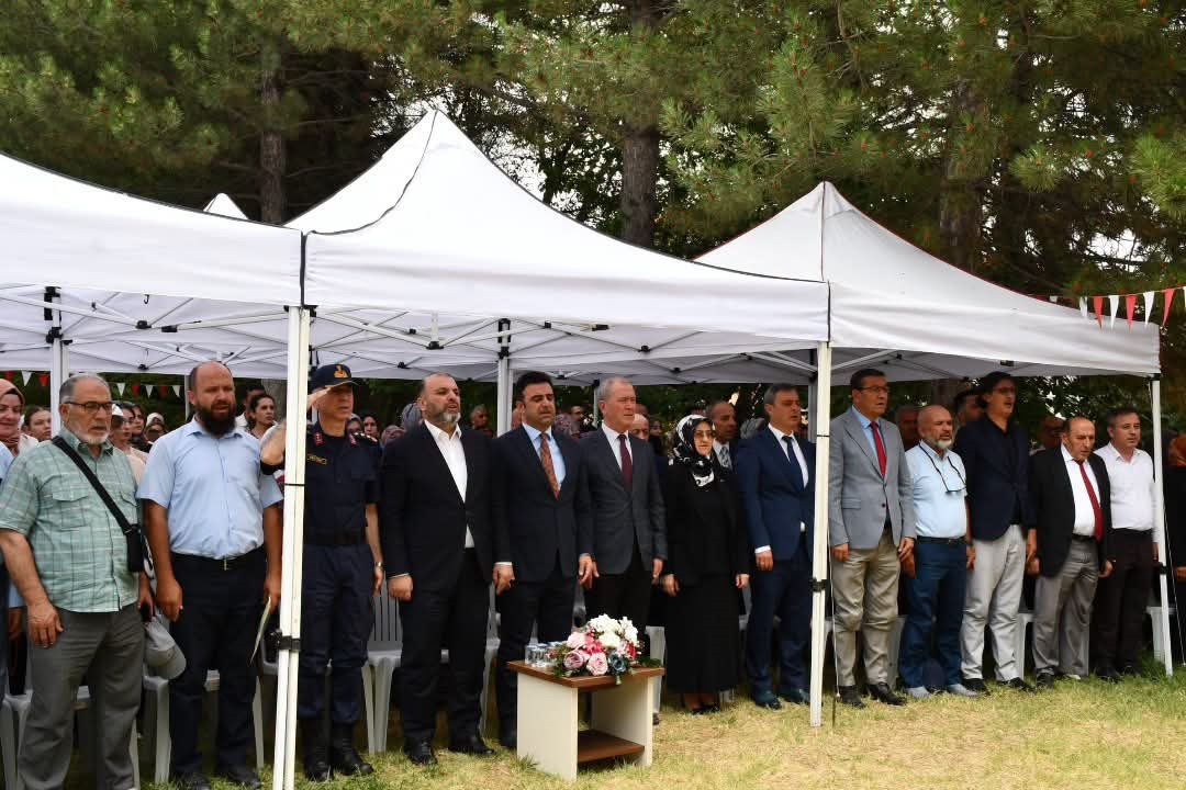 Kütahya’da 15 Temmuz’un 10. yılında Kur’an kursu öğrencilerinden anma programı