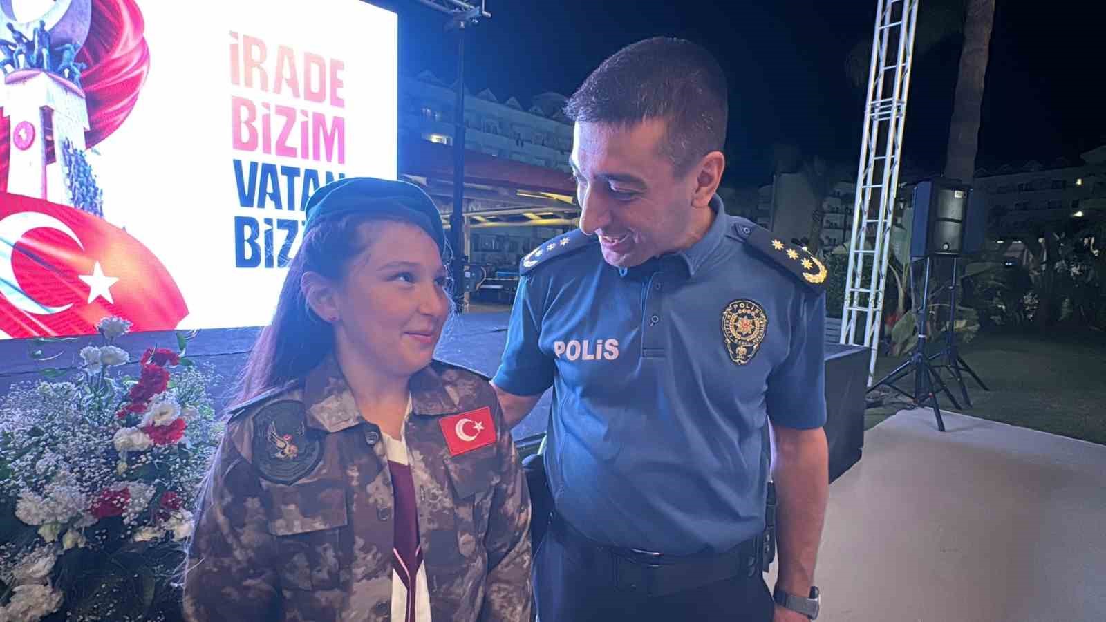 15 Temmuz şehidi PÖH Komiser Yardımcısı Güler’in yeğenine anlamlı hediye
