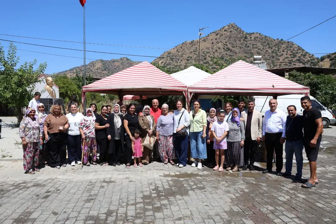 Başkan Kaya, Dereağzı Mahallesi’nde aşure hayrına katıldı