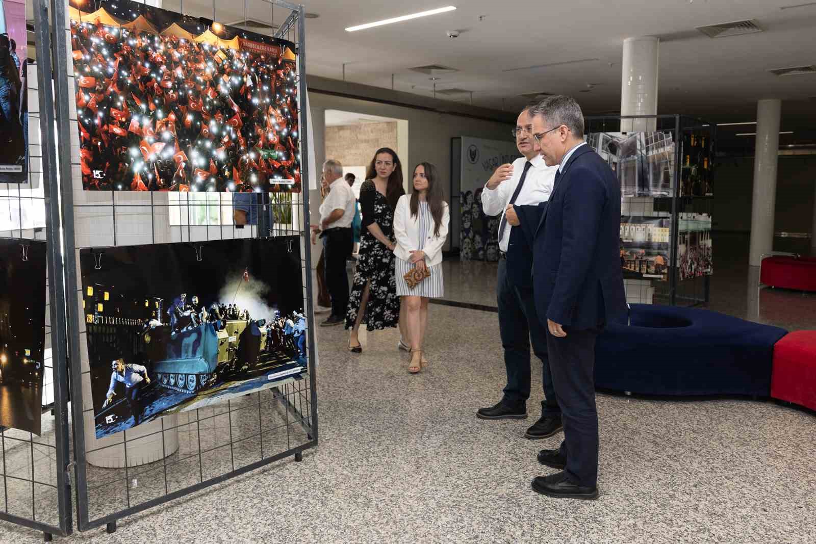 "Darbeler ekonomik güveni de hedef alıyor"