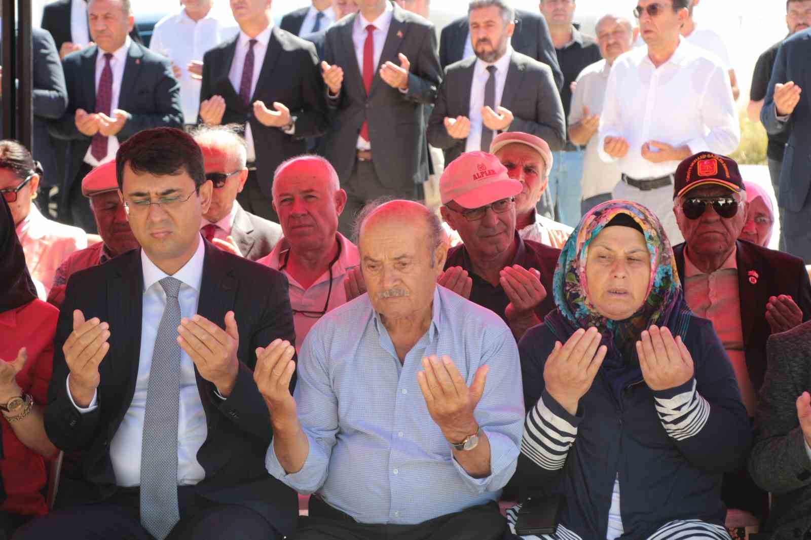 15 Temmuz şehidi, Cumhurbaşkanı koruması Mehmet Çetin mezarı başında anıldı