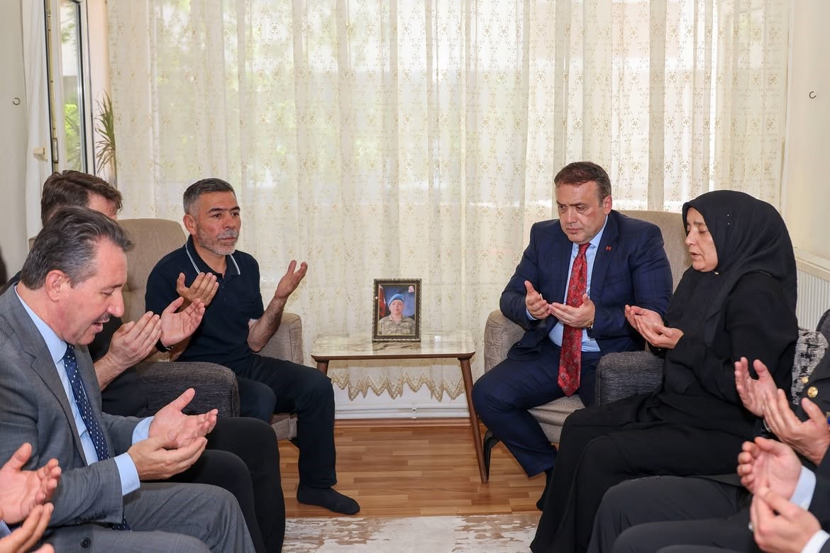 15 Temmuz’da şehit ailesine anlamlı ziyaret