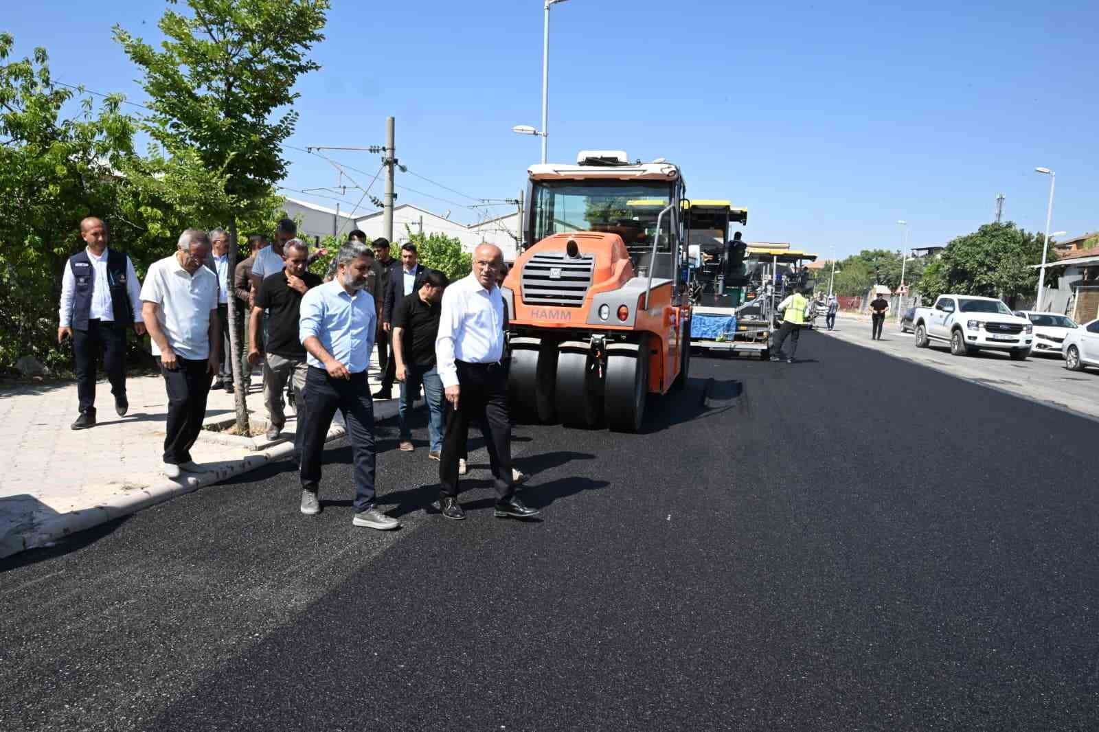 Başkan Er:" Şehrin altyapısını tamamen yeniliyoruz"