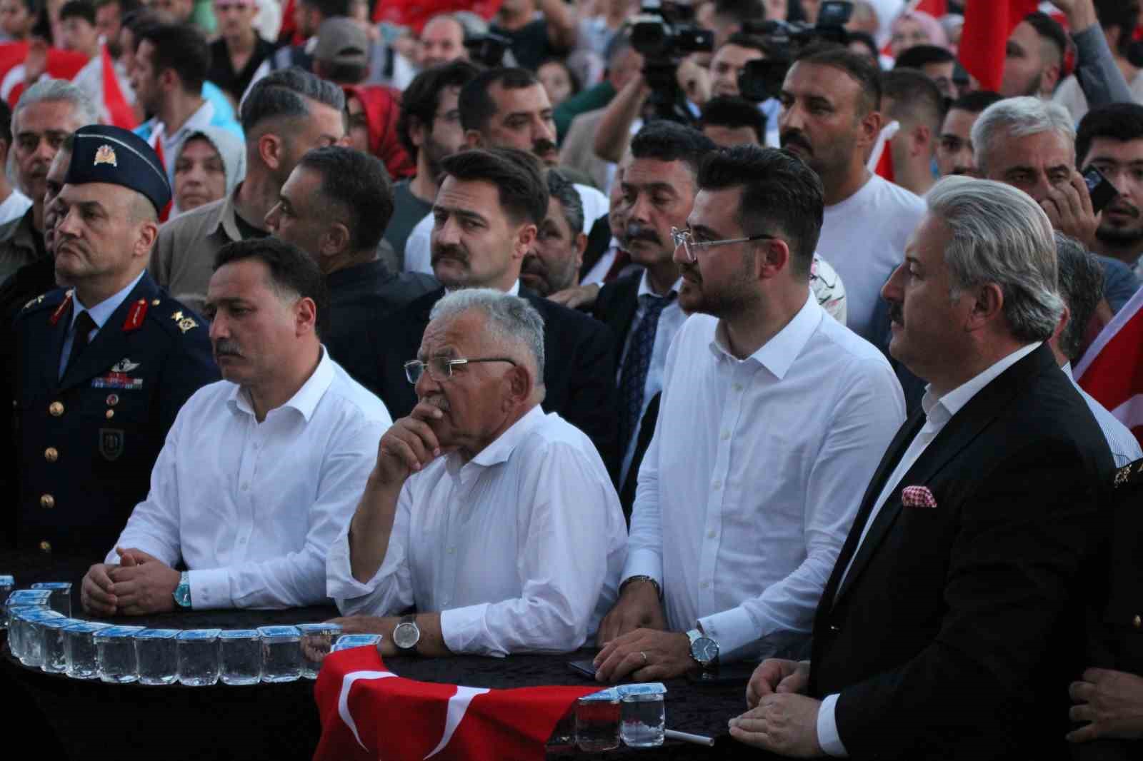 Kayseri’de 15 Temmuz coşkusu
