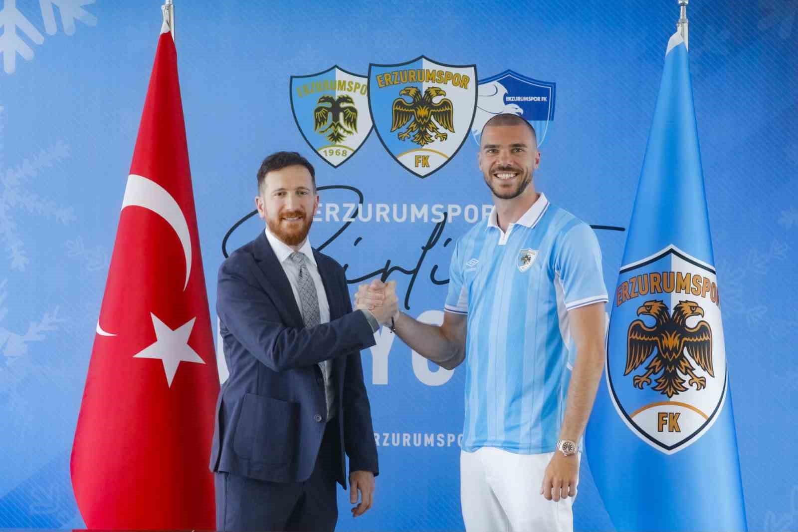 Erzurumspor FK, Nihad Mujakic’i kadrosuna kattı