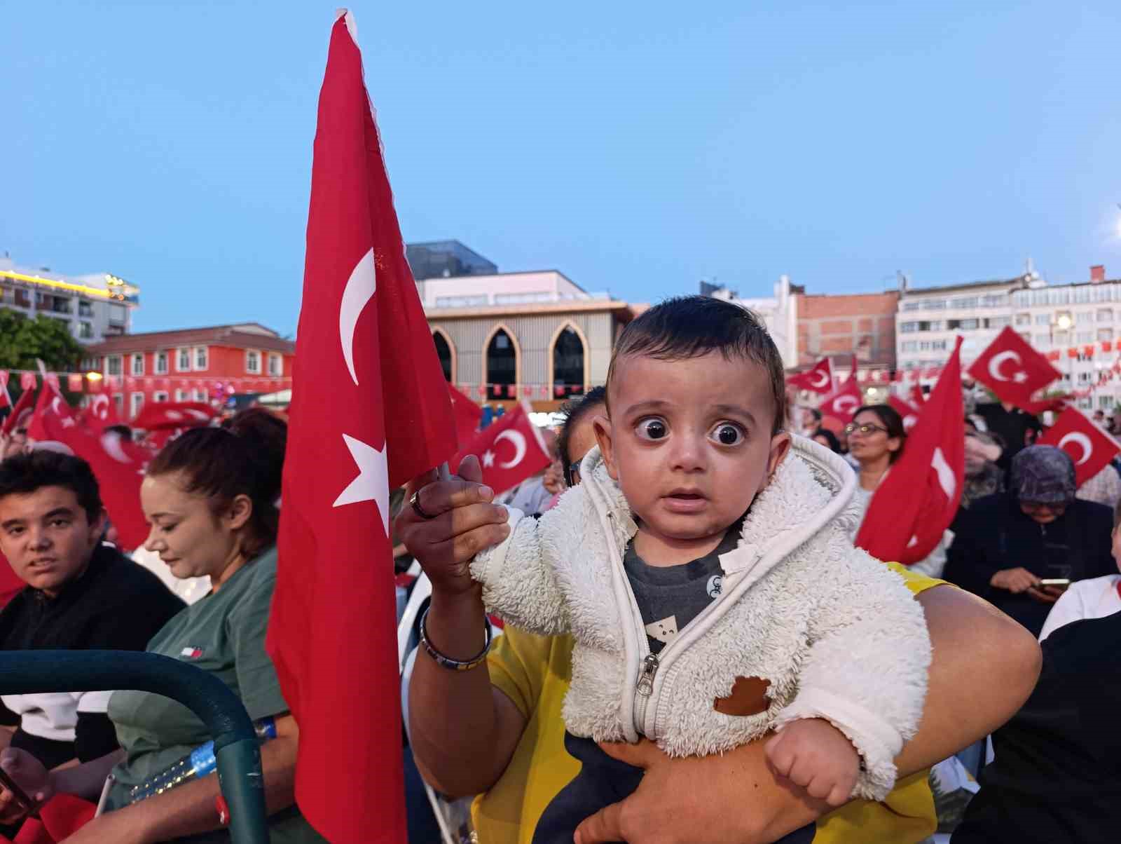Vali Aktaş: "Bugün bizlere düşen görev; 15 Temmuz’u unutmamak, unutturmamak"