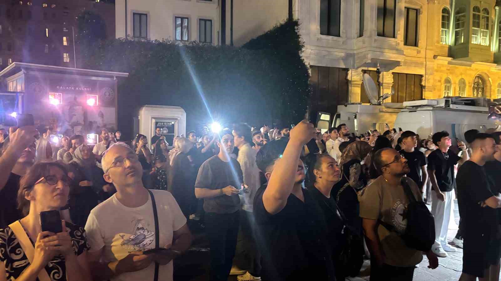 Galata Kulesi’nde 15 Temmuz’a özel Mapping gösterisi