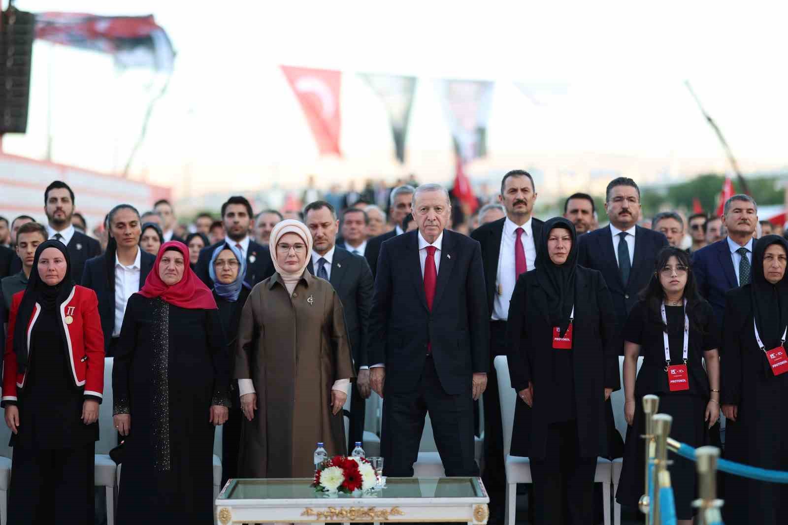Cumhurbaşkanı Erdoğan: "Terör örgütleri için artık deniz tükenmiştir"