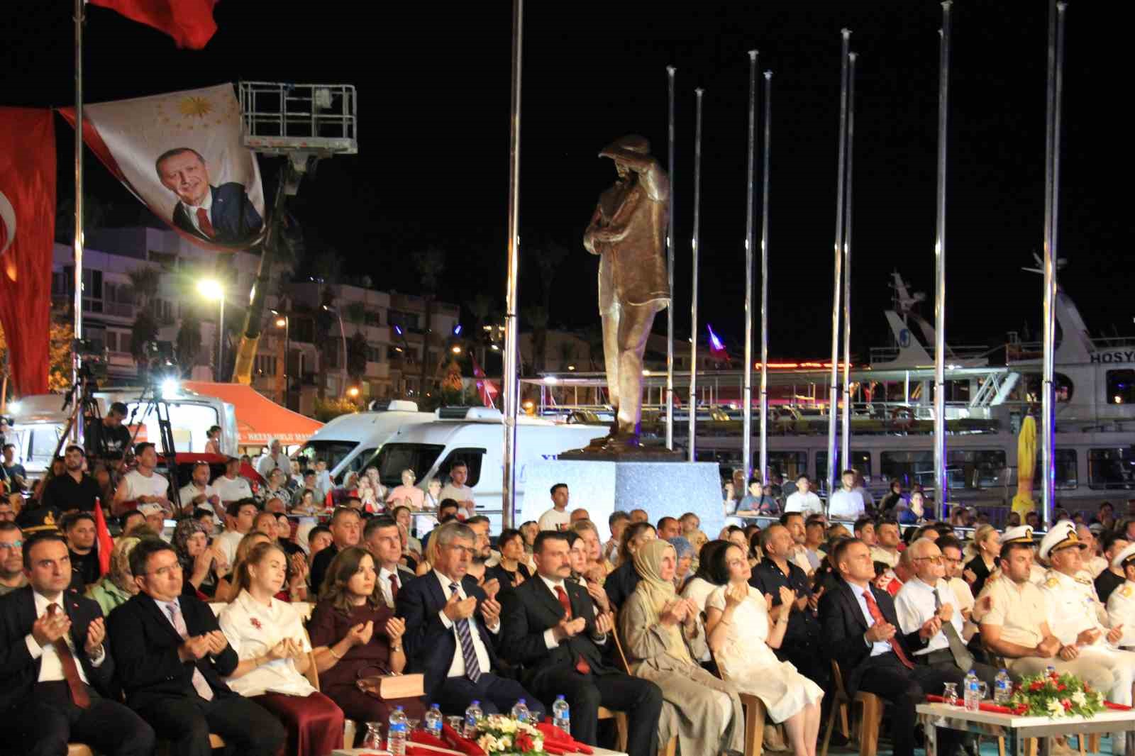 Marmaris’te 15 Temmuz şehitleri dualarla anıldı